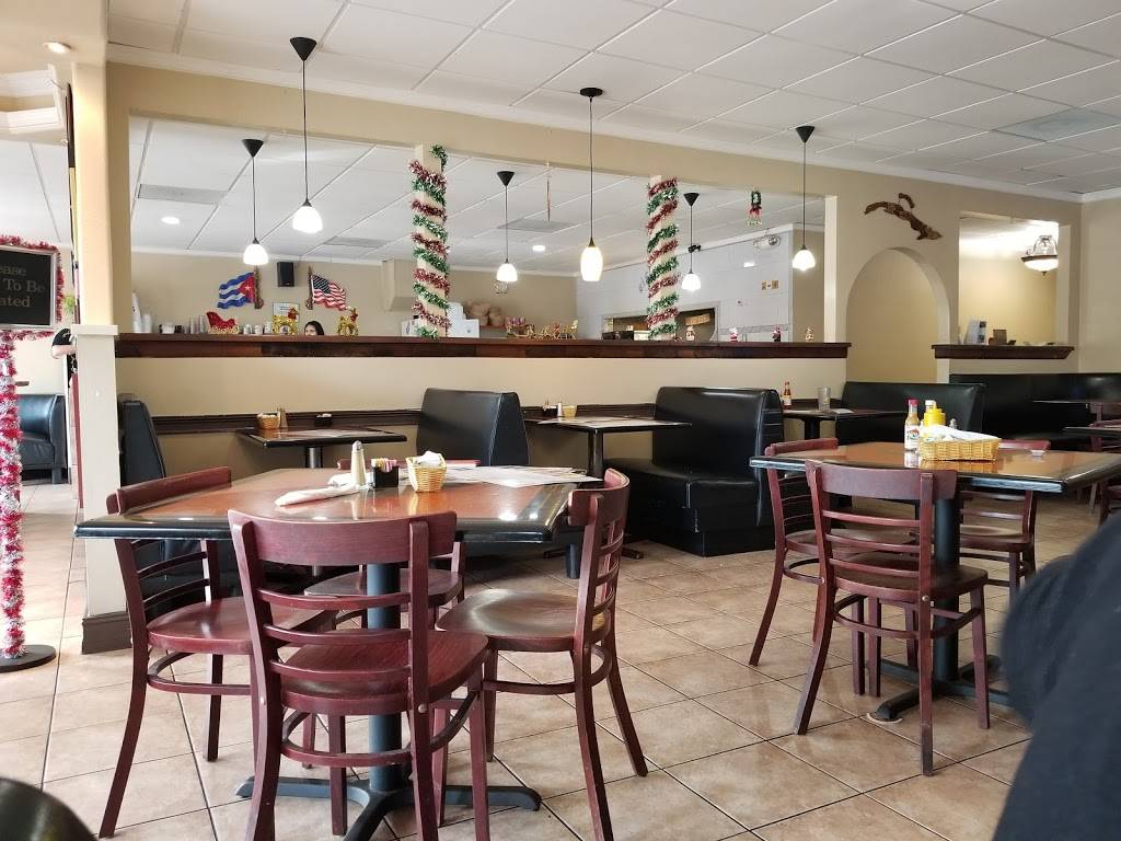 Robertos Little Havana | restaurant | 26 N Orlando Ave, Cocoa Beach, FL 32931, USA | 3217841868 OR +1 321-784-1868