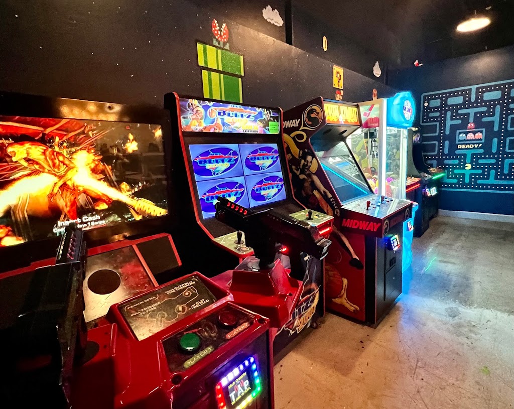 District 4 Pizza | restaurant | 2123 N Bellflower Blvd, Long Beach, CA 90815, USA | 5625889035 OR +1 562-588-9035