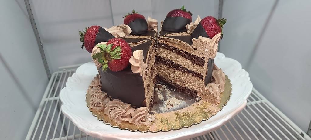 Gourmet Italian Delights | bakery | Entrance around back on waterside, 29 W Front St, Keyport, NJ 07735, USA | 7328470377 OR +1 732-847-0377