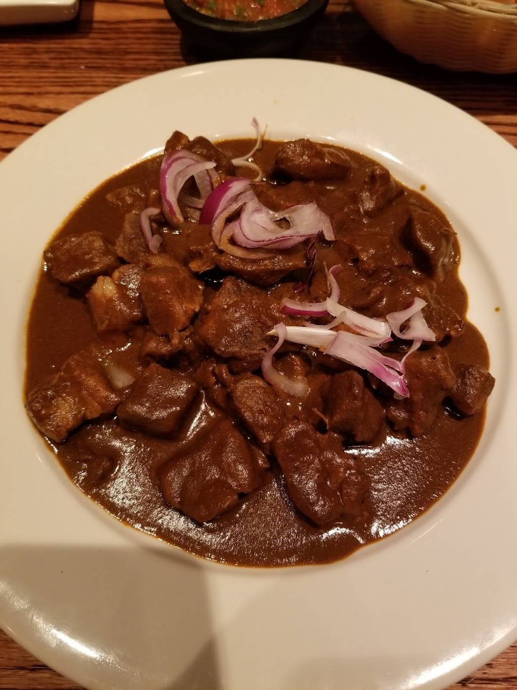 El Coyote | restaurant | 35 Lake Ave Ext, Danbury, CT 06811, USA | 2035467355 OR +1 203-546-7355