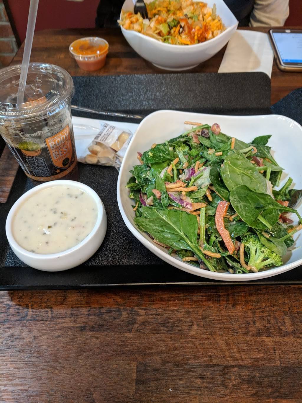 The Big Salad | restaurant | 19143 West Rd, Woodhaven, MI 48183, USA | 7343013833 OR +1 734-301-3833