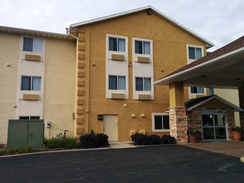 Comfort Inn Ottawa Starved Rock Area | restaurant | 120 W Stevenson Rd, Ottawa, IL 61350, USA | 8155614081 OR +1 815-561-4081