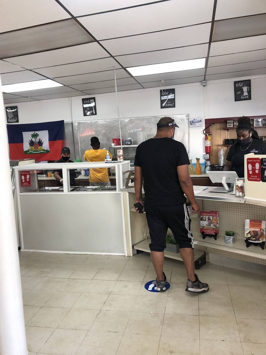 Sherlies Kitchen | restaurant | 263 Court St, Brockton, MA 02302, USA | 7742968687 OR +1 774-296-8687