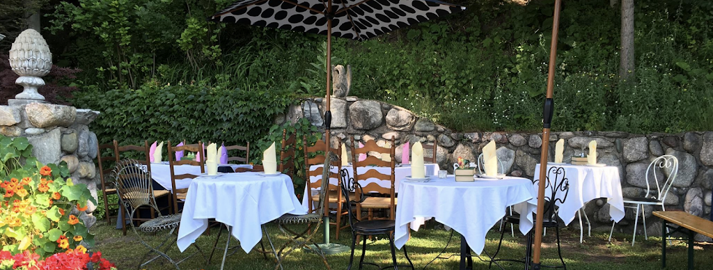 Small Batch at the Cupola | restaurant | 340 State St, Harbor Springs, MI 49740, USA | 2312424686 OR +1 231-242-4686