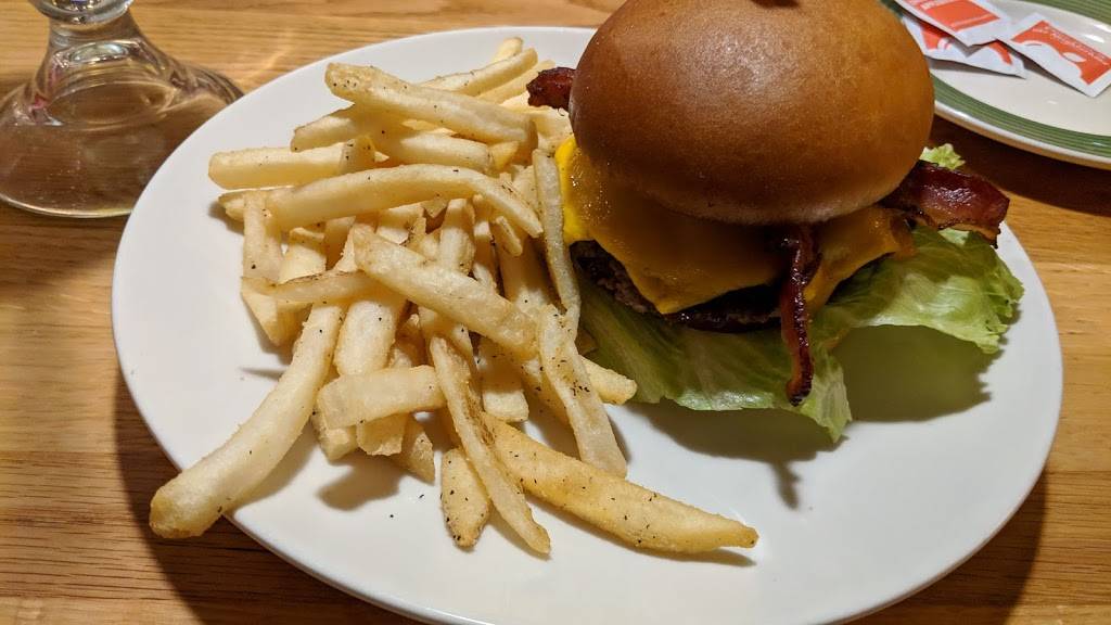 Applebees Grill + Bar | restaurant | 6405 W 120th Ave, Broomfield, CO 80020, USA | 3034663848 OR +1 303-466-3848