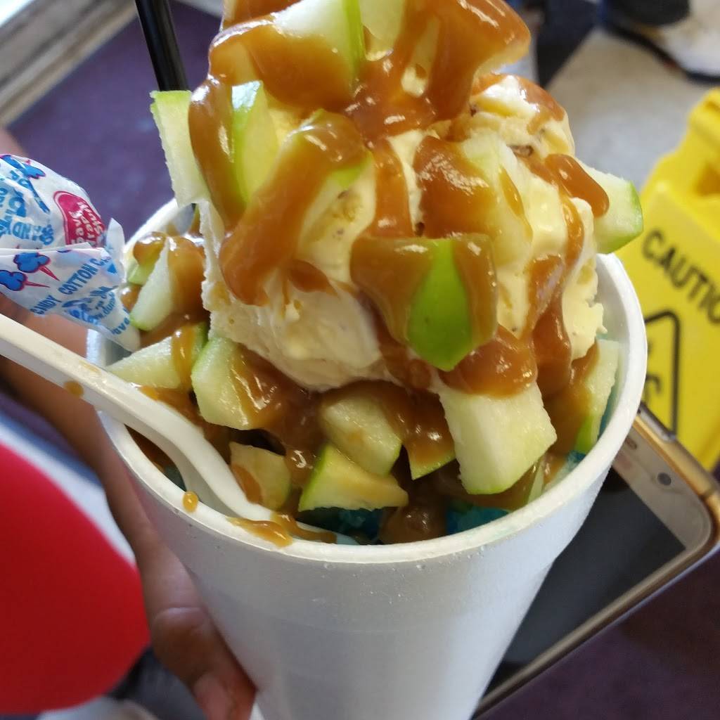 Rainbow Snow | restaurant | 5422 Bernal Dr, Dallas, TX 75212, USA | 2145466469 OR +1 214-546-6469