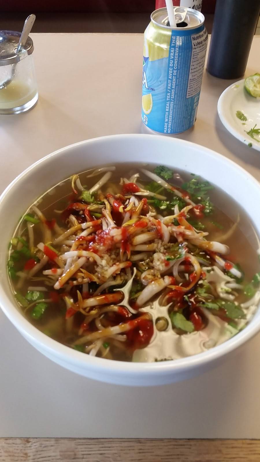 Binh Thanh Restaurant | restaurant | 930 Dundas St, Woodstock, ON N4S 1H3, Canada | 5195375292 OR +1 519-537-5292