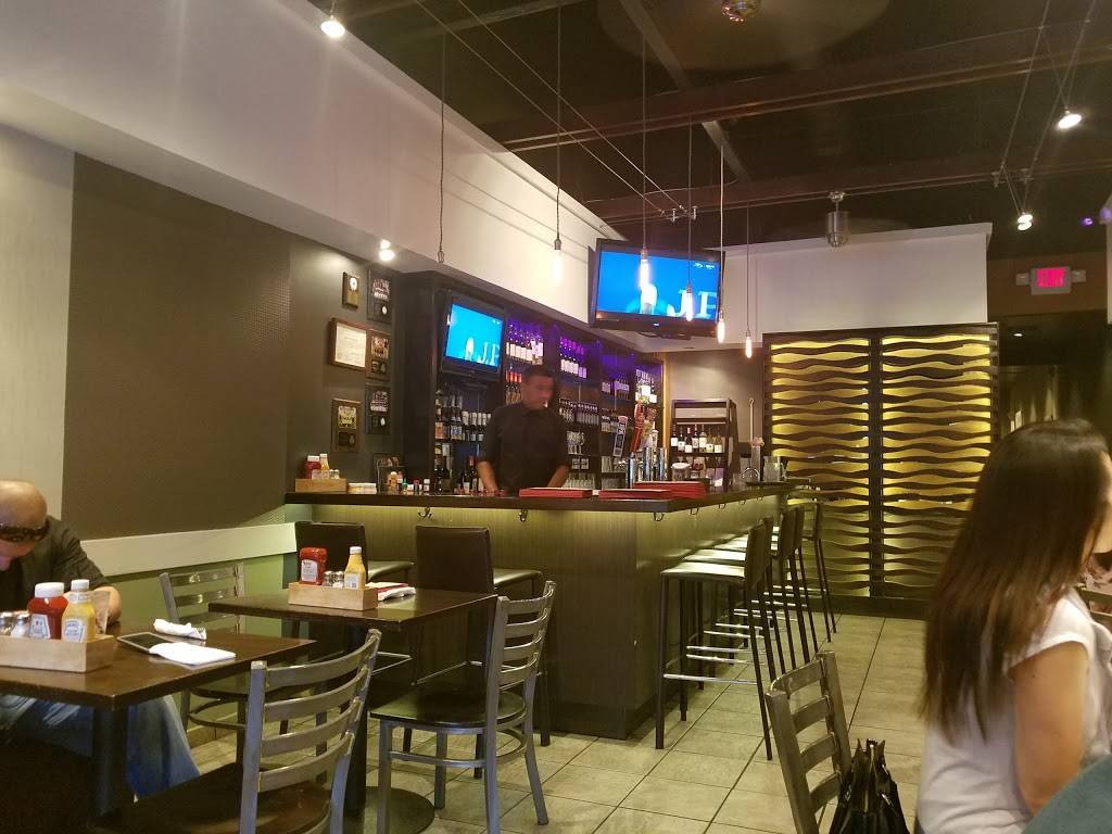 Rave Burger | restaurant | 144 E 3rd Ave, San Mateo, CA 94401, USA | 6503426689 OR +1 650-342-6689