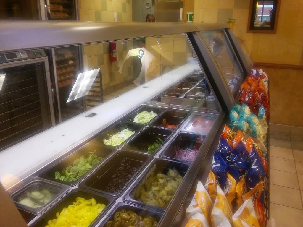 Subway | restaurant | 41529 Rd 128, Orosi, CA 93647, USA | 5595280917 OR +1 559-528-0917