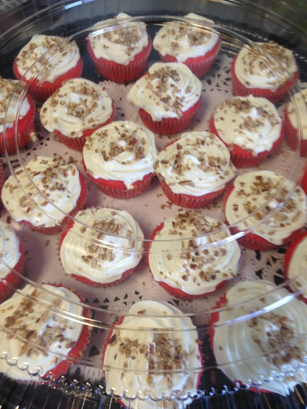 Smokehouse Barbecue & Home Cooking | restaurant | 1352 SC-72, Greenwood, SC 29649, USA | 8642293039 OR +1 864-229-3039