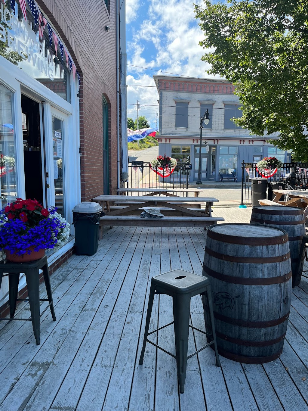 Horn Run Brewing | restaurant | 75 Water St, Eastport, ME 04631, USA | 2078537199 OR +1 207-853-7199