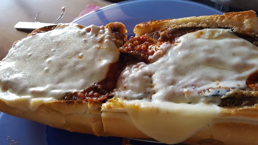 Martinos Trattoria & Pizzeria | restaurant | 2614 E Chestnut Ave, Vineland, NJ 08361, USA | 8566924448 OR +1 856-692-4448