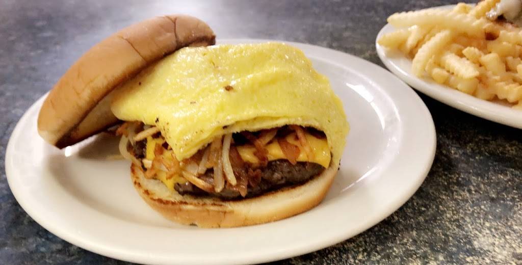 Luebbe’s Restaurant | restaurant | 101 6th Ave W, Andalusia, IL 61232, USA | 3097985555 OR +1 309-798-5555