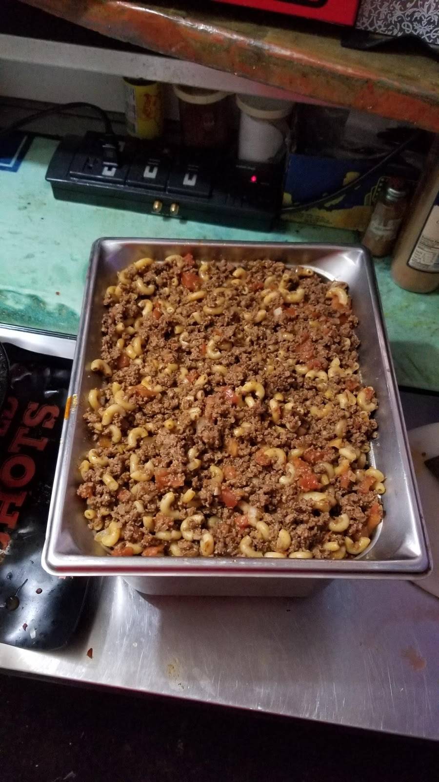 T E Js Sports Connection Inc | restaurant | 3219 NE Adams St, Peoria, IL 61603, USA | 3096861106 OR +1 309-686-1106