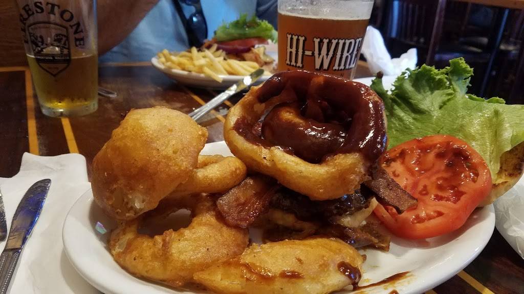 Black Rose Public House | restaurant | 222 N Main St, Hendersonville, NC 28792, USA | 8286982622 OR +1 828-698-2622