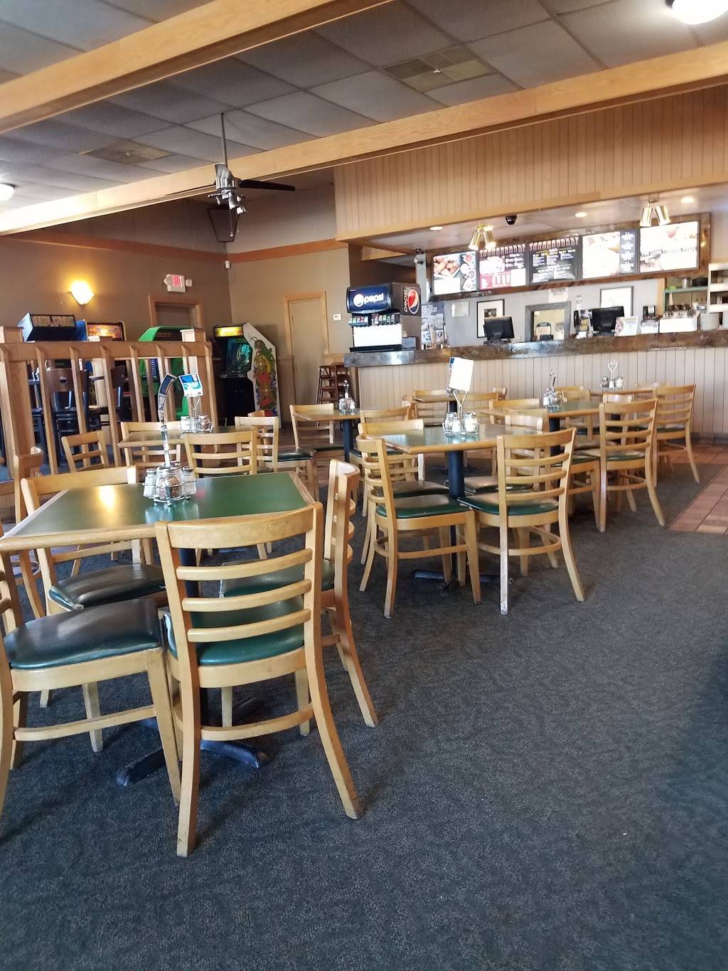 Godfathers Pizza | meal delivery | 3811 University Ave, Waterloo, IA 50701, USA | 3192357104 OR +1 319-235-7104