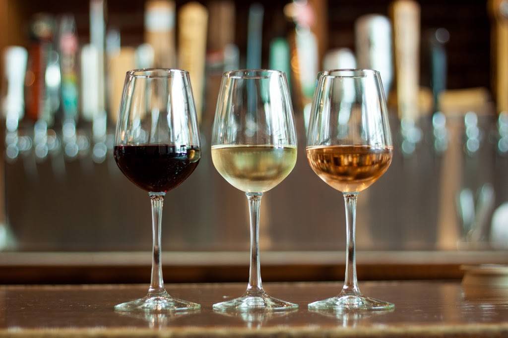 Bridge Tap House & Wine Bar | restaurant | 1004 Locust St, St. Louis, MO 63101, USA | 3142418141 OR +1 314-241-8141