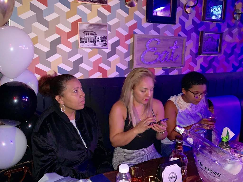 La Barrica Bar & Grill | restaurant | 79-17 Atlantic Ave, Queens, NY 11421, USA | 9173006399 OR +1 917-300-6399