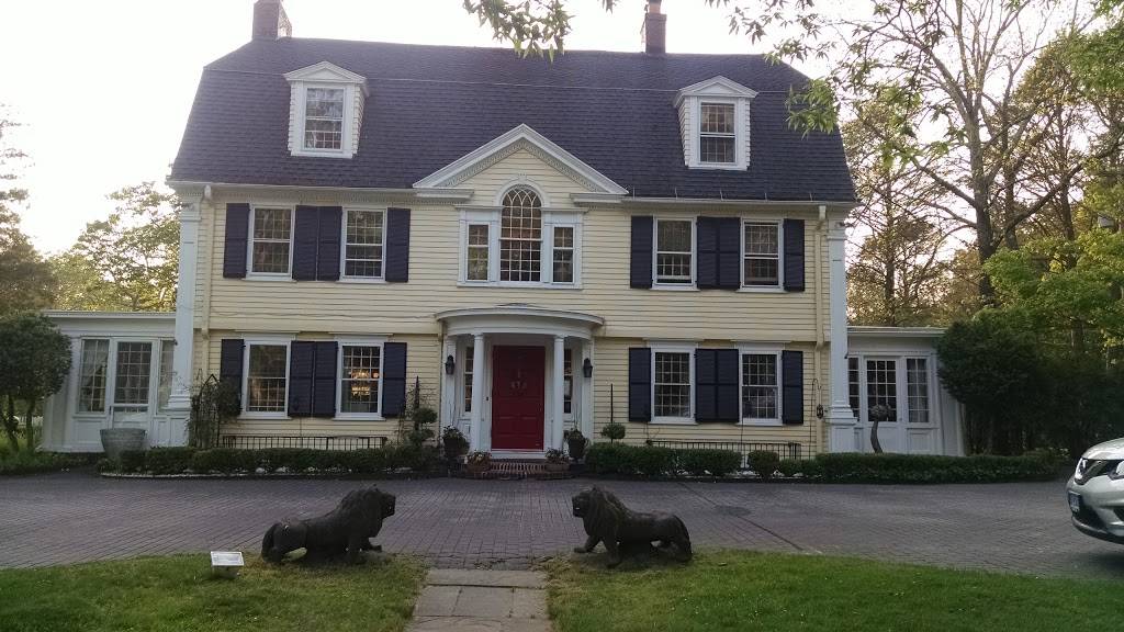 Chestnut Grille at the Bee & Thistle Inn | night club | 100 Lyme St, Old Lyme, CT 06371, USA | 8604341667 OR +1 860-434-1667