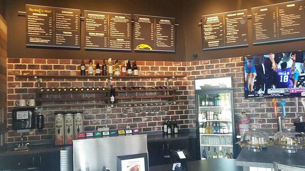 Wharf Casual Seafood EastChase | restaurant | 6945 Eastchase Loop, Montgomery, AL 36117, USA | 3345931850 OR +1 334-593-1850