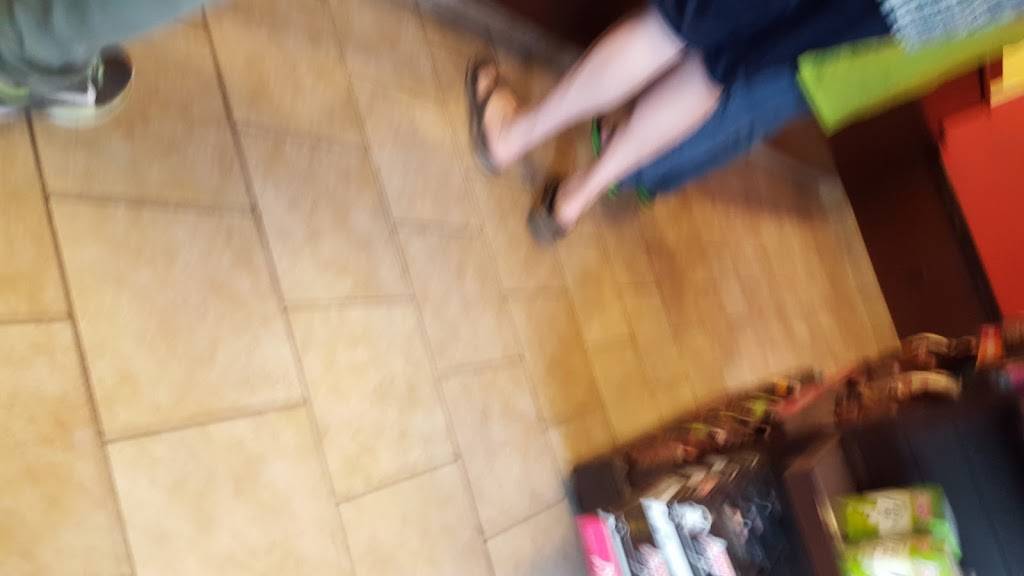 Dunkin | bakery | 74 US-1, Bucksport, ME 04416, USA | 2074693433 OR +1 207-469-3433