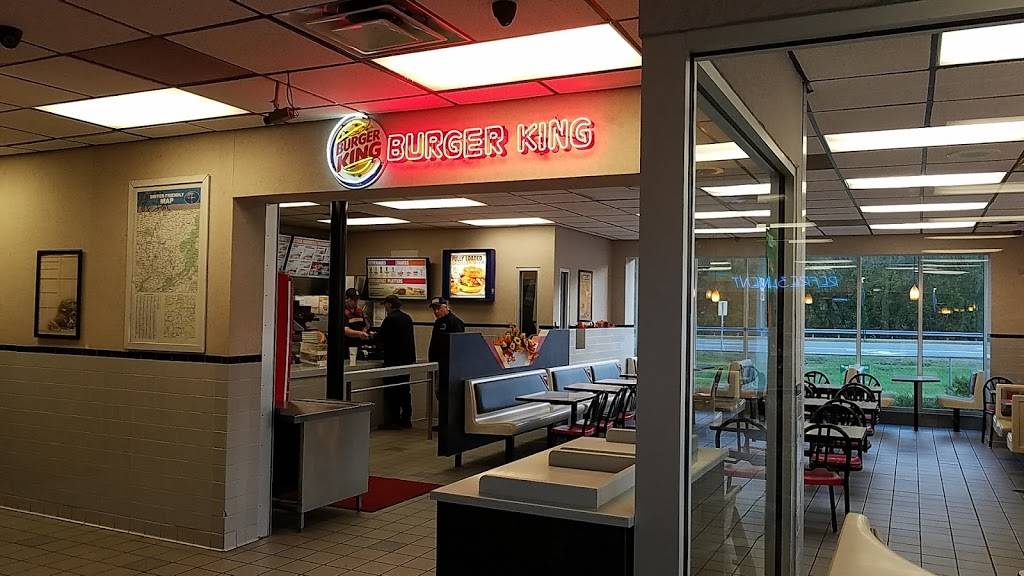 Burger King | restaurant | 100 Old Co 3/3 Rd, Chapmanville, WV 25508, USA | 3048558595 OR +1 304-855-8595