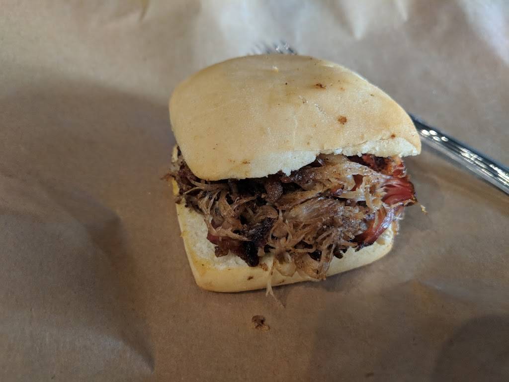 Dickeys Barbecue Pit | meal delivery | 16955 N 75th Ave Ste 110, Peoria, AZ 85382, USA | 6234122954 OR +1 623-412-2954