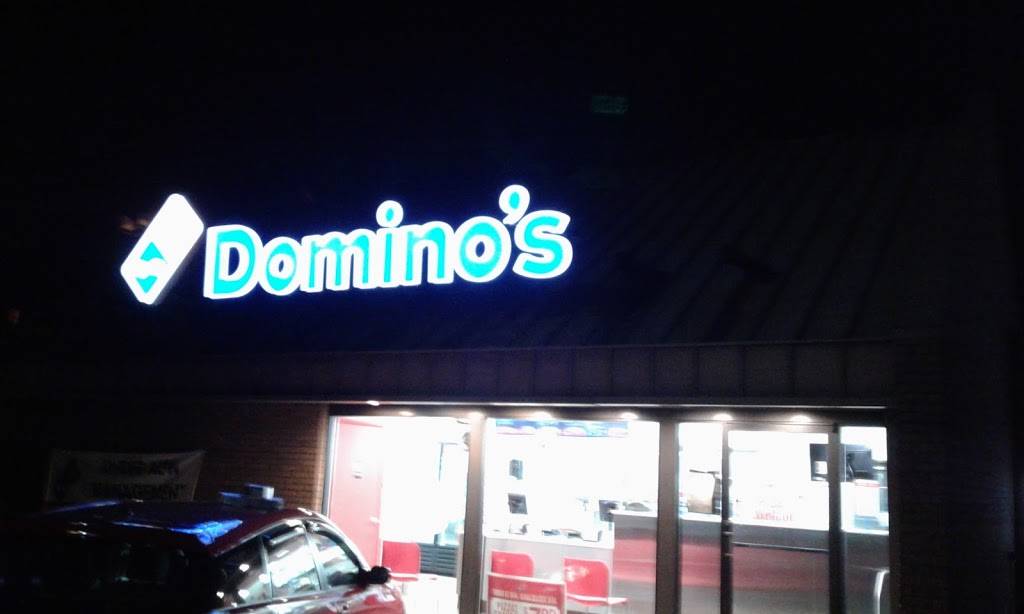 Dominos Pizza | meal delivery | 2308 Cleveland Ave, St Albans, WV 25177, USA | 3047272284 OR +1 304-727-2284