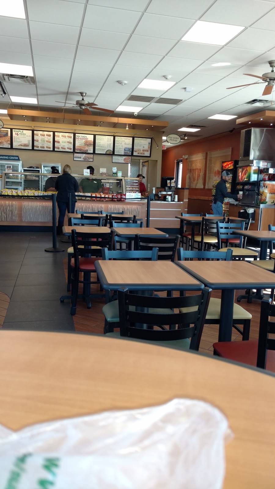 Subway | restaurant | 494 N Veterans Pkwy N, Moultrie, GA 31768, USA | 2299857827 OR +1 229-985-7827