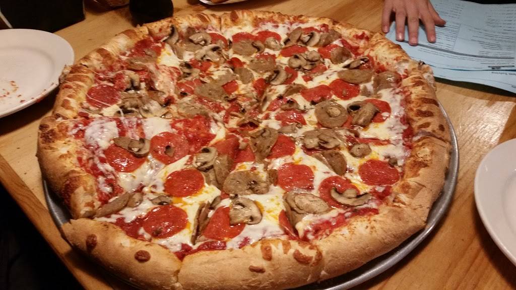 Antonios II Pizza & Grinders | meal takeaway | 9449, 1 South St, Bernardston, MA 01337, USA | 4136489800 OR +1 413-648-9800