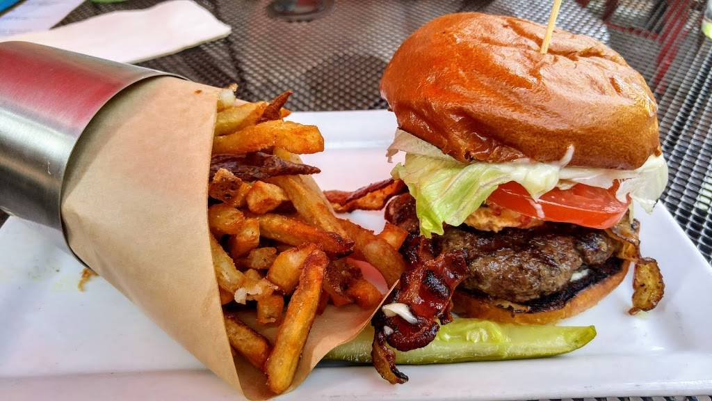 Citizen Burger Bar | restaurant | 212 E Main St, Charlottesville, VA 22902, USA | 4349799944 OR +1 434-979-9944