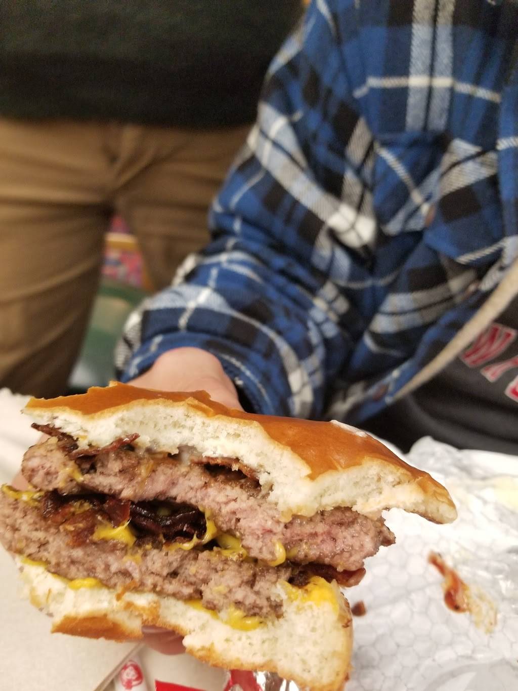 Wendys | restaurant | 1428 Capital Ave NE, Battle Creek, MI 49017, USA | 2692880155 OR +1 269-288-0155