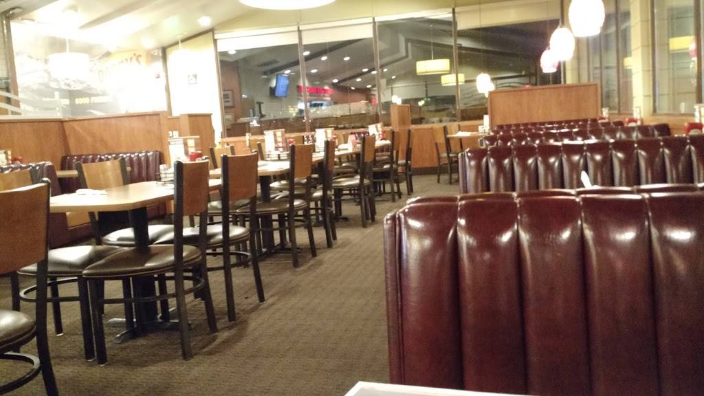 Dennys | restaurant | 12090 E 40th Ave, Denver, CO 80239, USA | 3033730840 OR +1 303-373-0840