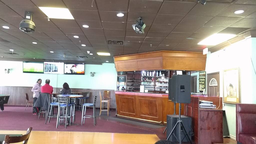 G T Restaurant & Bar - Caribbean, Guyanese Style Food | restaurant | 2074 Steeles Ave E, Brampton, ON L6T 1A7, Canada | 9057909103 OR +1 905-790-9103