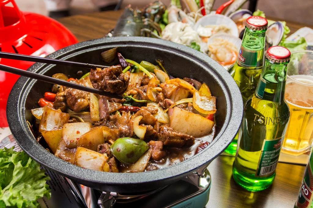 GoGo Chicken Pot | restaurant | 10610 Bayview Ave Unit 2-3, Richmond Hill, ON L4C 3N8, Canada | 9057371628 OR +1 905-737-1628