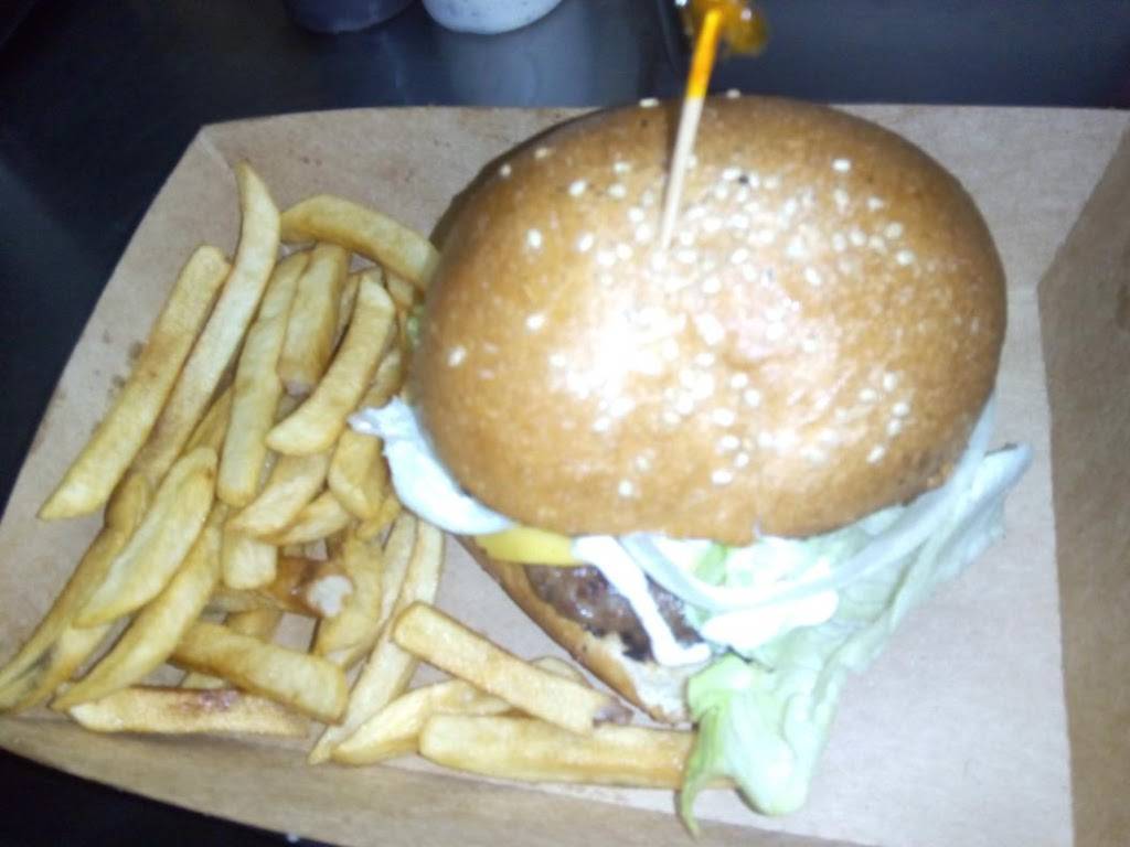 Pepitos Grill Salvatierra | restaurant | Av Flores Magón 5730, Salvatierra, Tijuana, B.C., Mexico | 016643688874 OR +52 664 368 8874