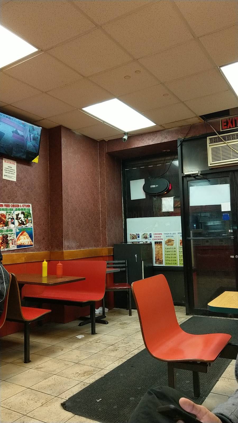 Crown Fried Chicken | restaurant | 8792 Parsons Blvd, Jamaica, NY 11432, USA | 3475168942 OR +1 347-516-8942