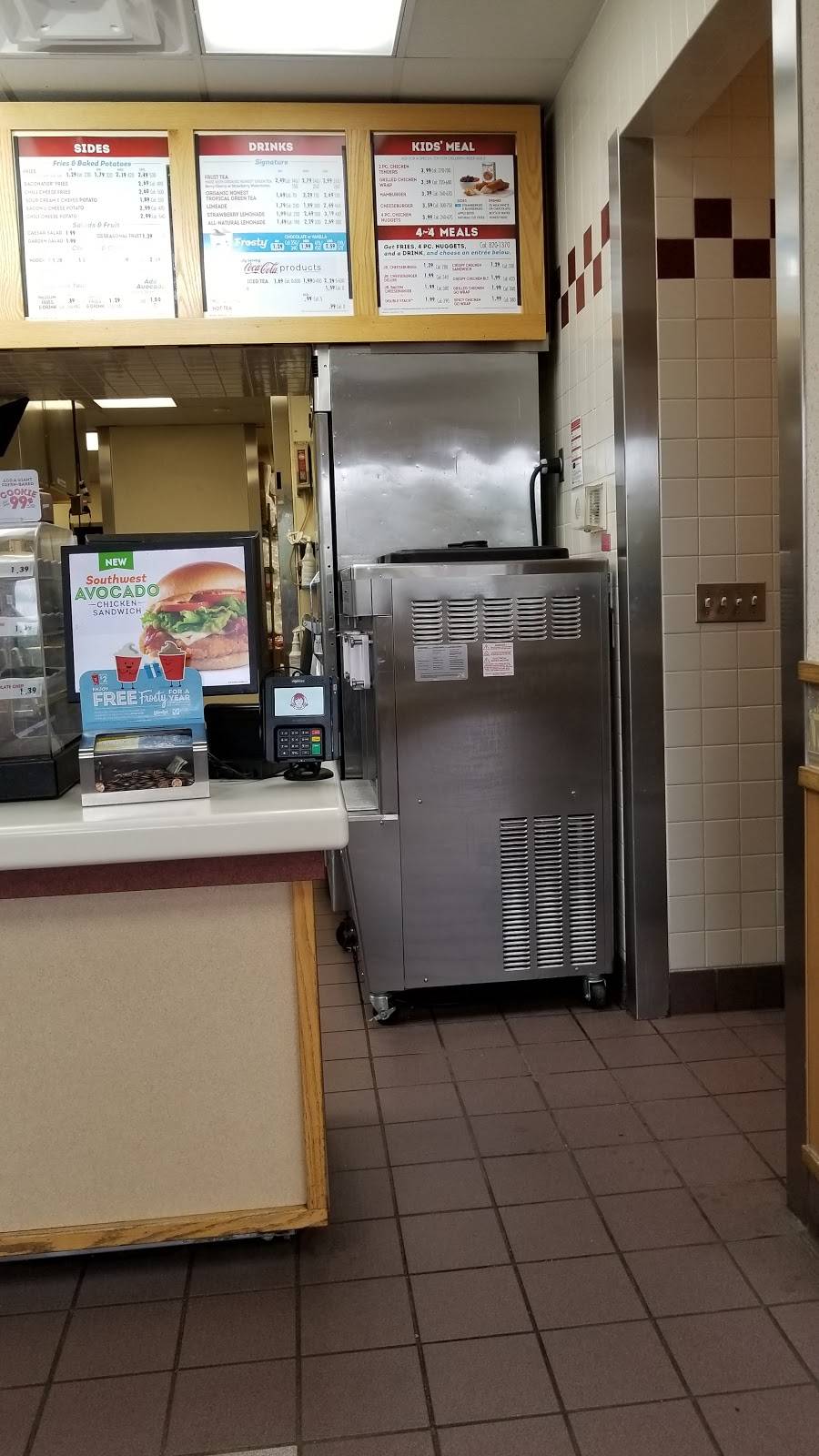 Wendys | restaurant | 1022 Pinckney Rd, Howell, MI 48843, USA | 5175455677 OR +1 517-545-5677