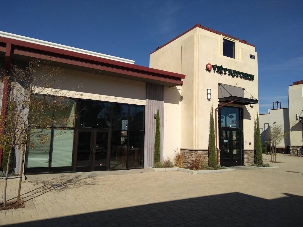 Viet Kitchen | restaurant | 3558 Skyway Dr, Santa Maria, CA 93455, USA | 8058624790 OR +1 805-862-4790
