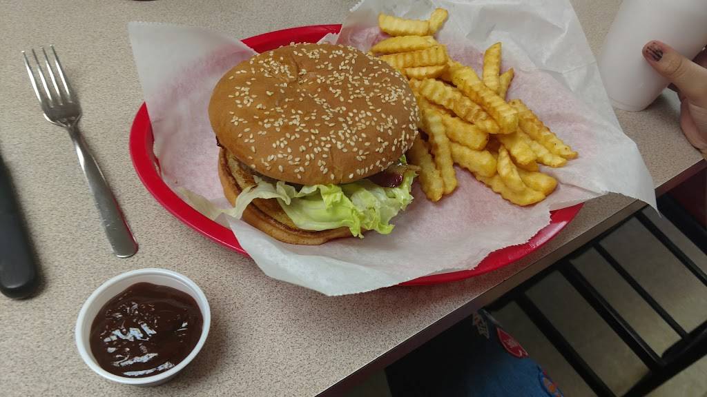 Madys | restaurant | 948 Cesery Blvd, Jacksonville, FL 32211, USA | 9047445422 OR +1 904-744-5422