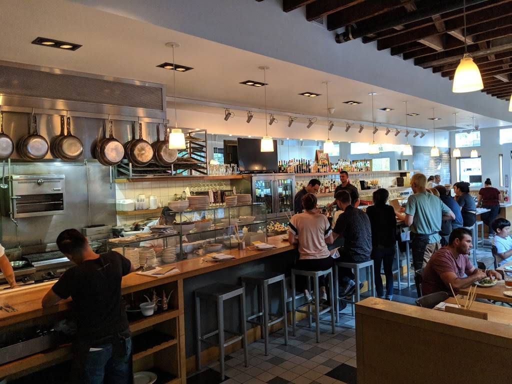 Pizzeria Delfina | restaurant | 651 Emerson St, Palo Alto, CA 94301, USA | 6503532208 OR +1 650-353-2208