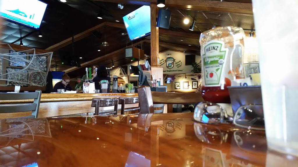 Village Tavern & Grill of Carol Stream | restaurant | 291 S Schmale Rd, Carol Stream, IL 60185, USA | 6306681101 OR +1 630-668-1101