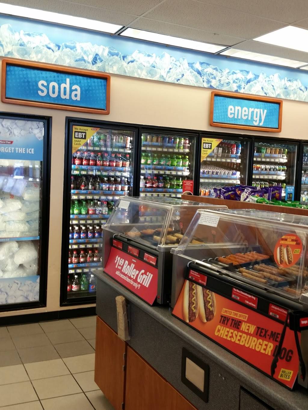 RaceTrac | cafe | 111 12th Ave E, Bradenton, FL 34208, USA | 9417467299 OR +1 941-746-7299