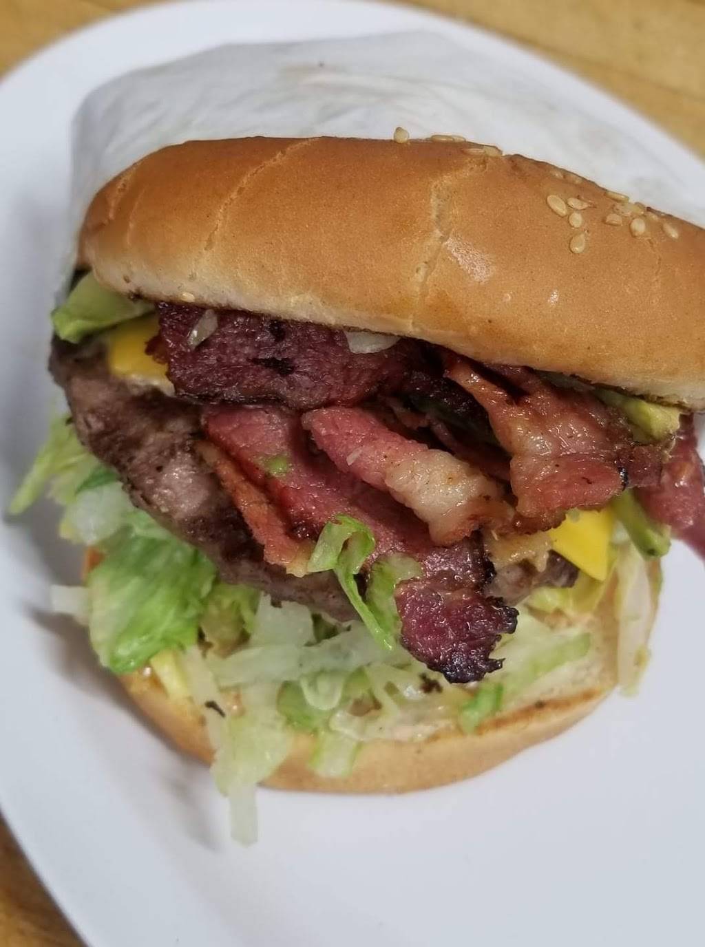 Boys Burgers Hemet | restaurant | 167 N Carmalita St, Hemet, CA 92543, USA | 9519292142 OR +1 951-929-2142