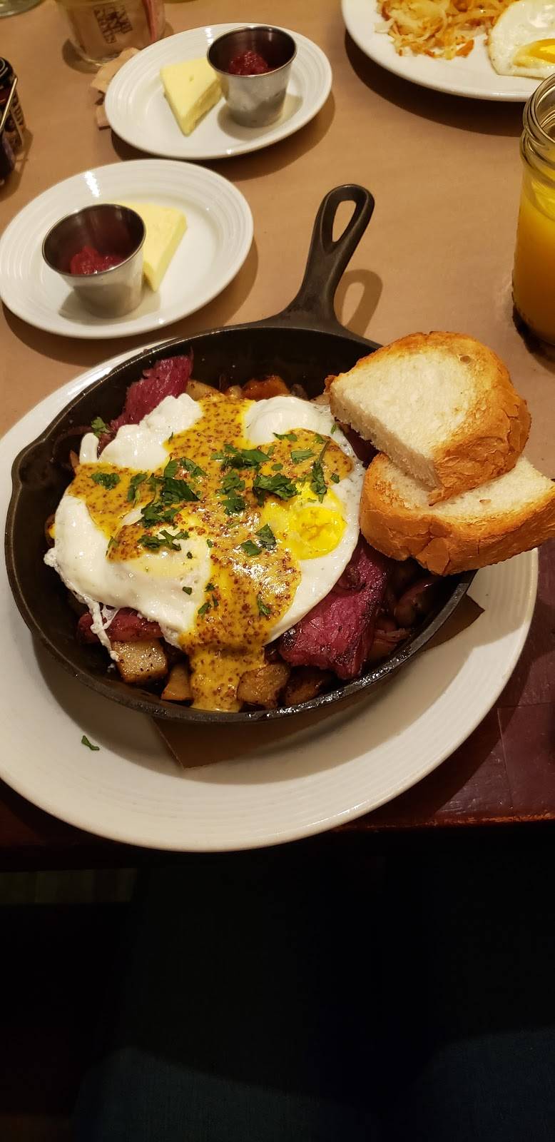 Braddocks Rebellion | restaurant | 107 6th St, Pittsburgh, PA 15222, USA | 4129922005 OR +1 412-992-2005