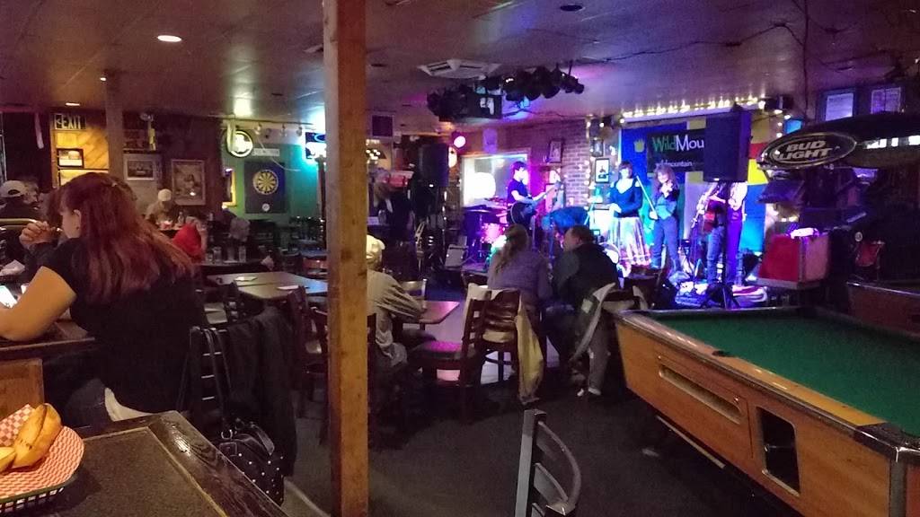 Sheabeens Irish Pub | restaurant | 2300 S Chambers Rd # A, Aurora, CO 80014, USA | 3036966131 OR +1 303-696-6131