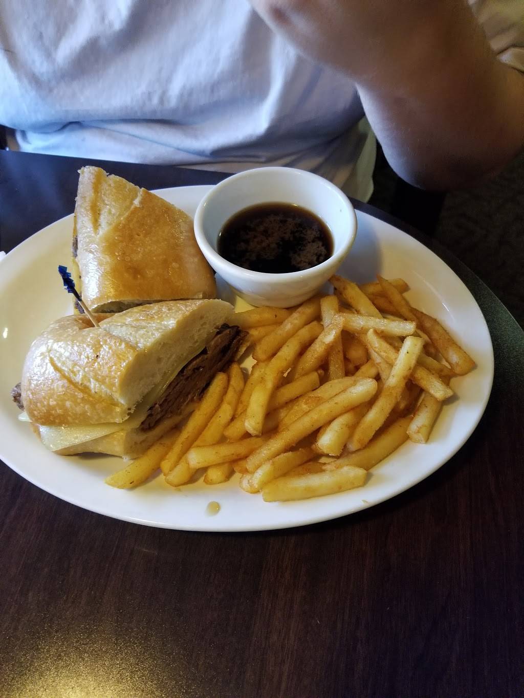 Benicia Grill | restaurant | 2390 N Texas St, Fairfield, CA 94533, USA | 7074280555 OR +1 707-428-0555