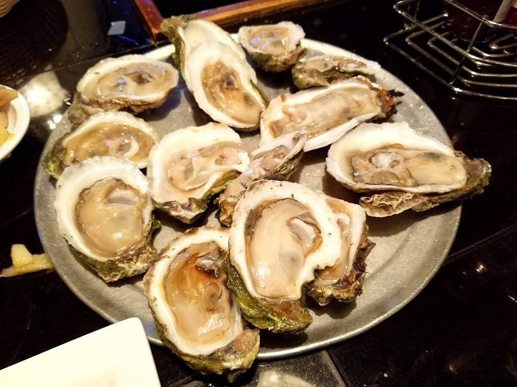 The Full Moon Oyster Bar-Morrisville | restaurant | 1600 Village Market Place, Morrisville, NC 27560, USA | 9193789524 OR +1 919-378-9524