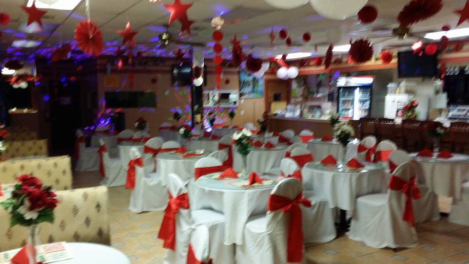 Deluxe 2 Restaurant and Grill | restaurant | 996-998 SW 81st Ave, North Lauderdale, FL 33068, USA | 9547202865 OR +1 954-720-2865