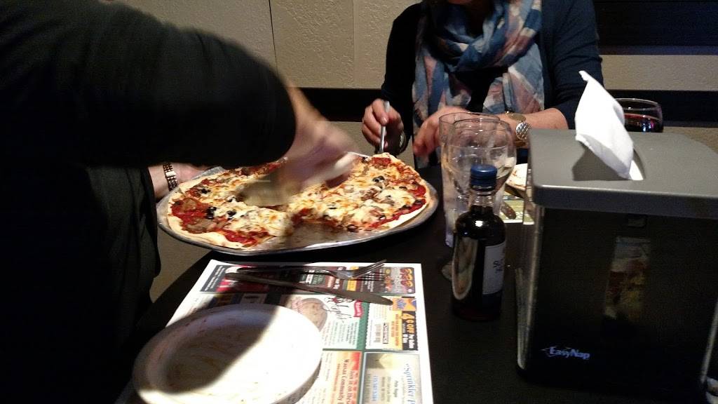 Angelos Family Pizzeria | restaurant | 1206 N 6th St, Wausau, WI 54403, USA | 7158456225 OR +1 715-845-6225